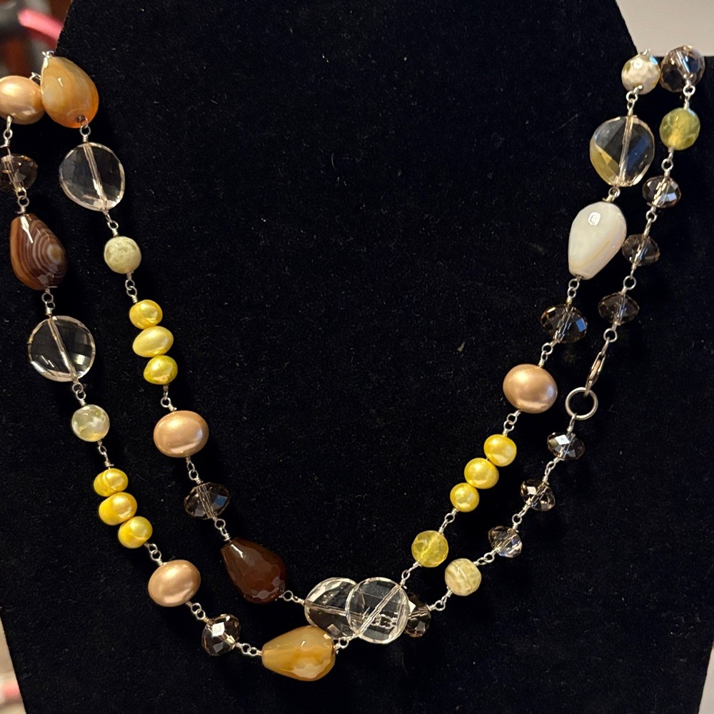 Elegant Multicolor Beaded Necklace Dyed yellow Pearls